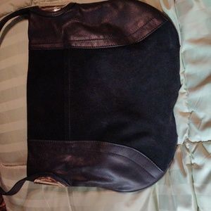 B Makowsky Black Leather and Suede shoulder bag